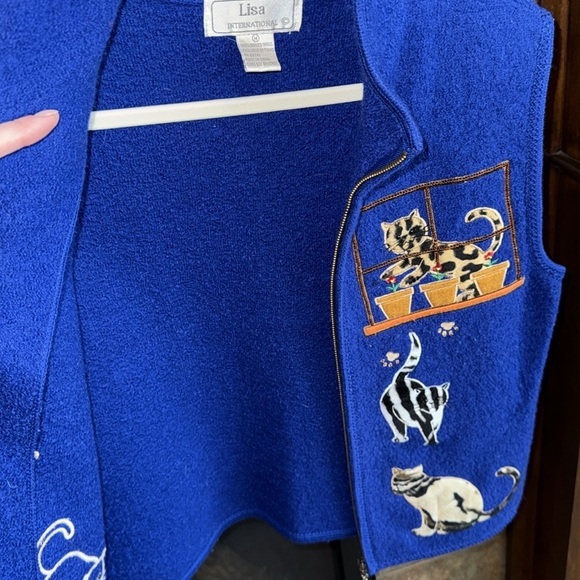 Blue boiled wool full zip adorable cat embroidered vest Lisa International M - Picture 3 of 15